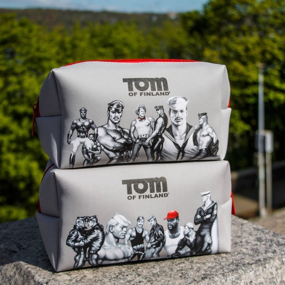 Tom of Finland Toiletry Bag - Picture 1 of 5